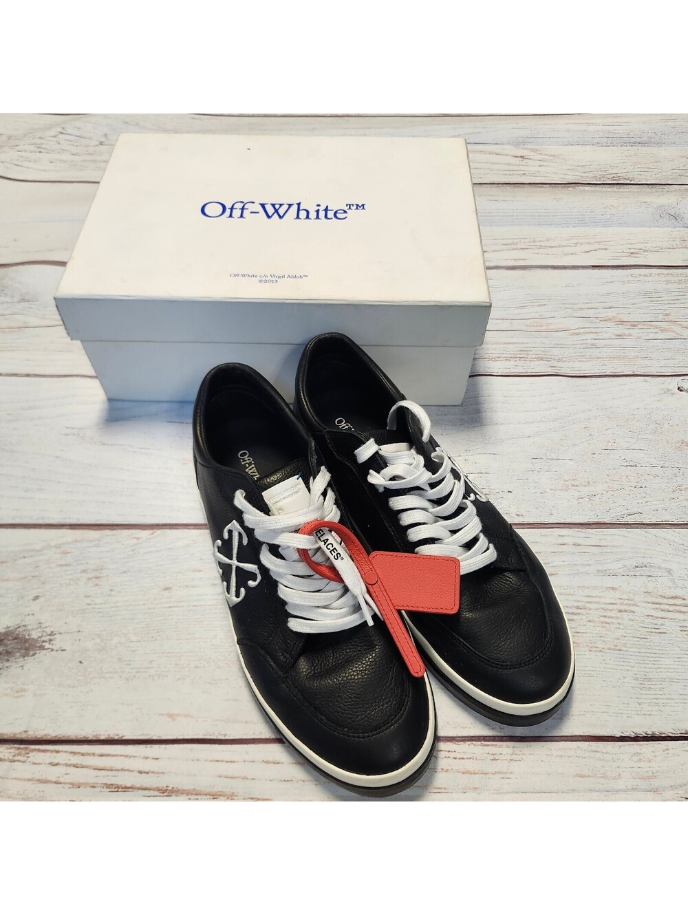 Off-White New Low Vulcanized Calf Leather Black White Sneakers Size 45 US 12